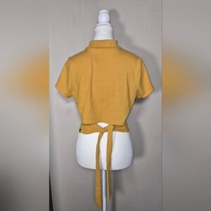 5 For $25✨️True Religion Womens Large Yellow Tie Up T-Shirt Cropped Top Shirt